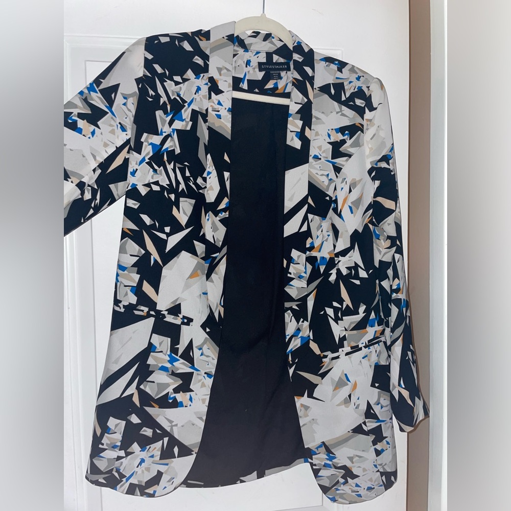 Brand new never worn pattern blazer